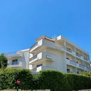 Carlton - Renovee Avec Piscine Hotel apartamentowy