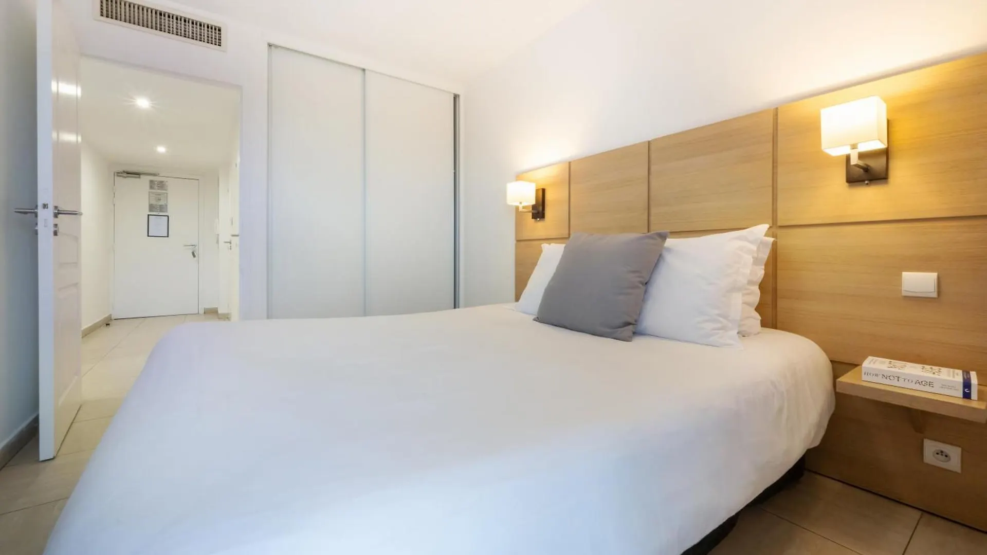 Résidence Néméa Le Lido Cagnes-sur-Mer Appart hôtel