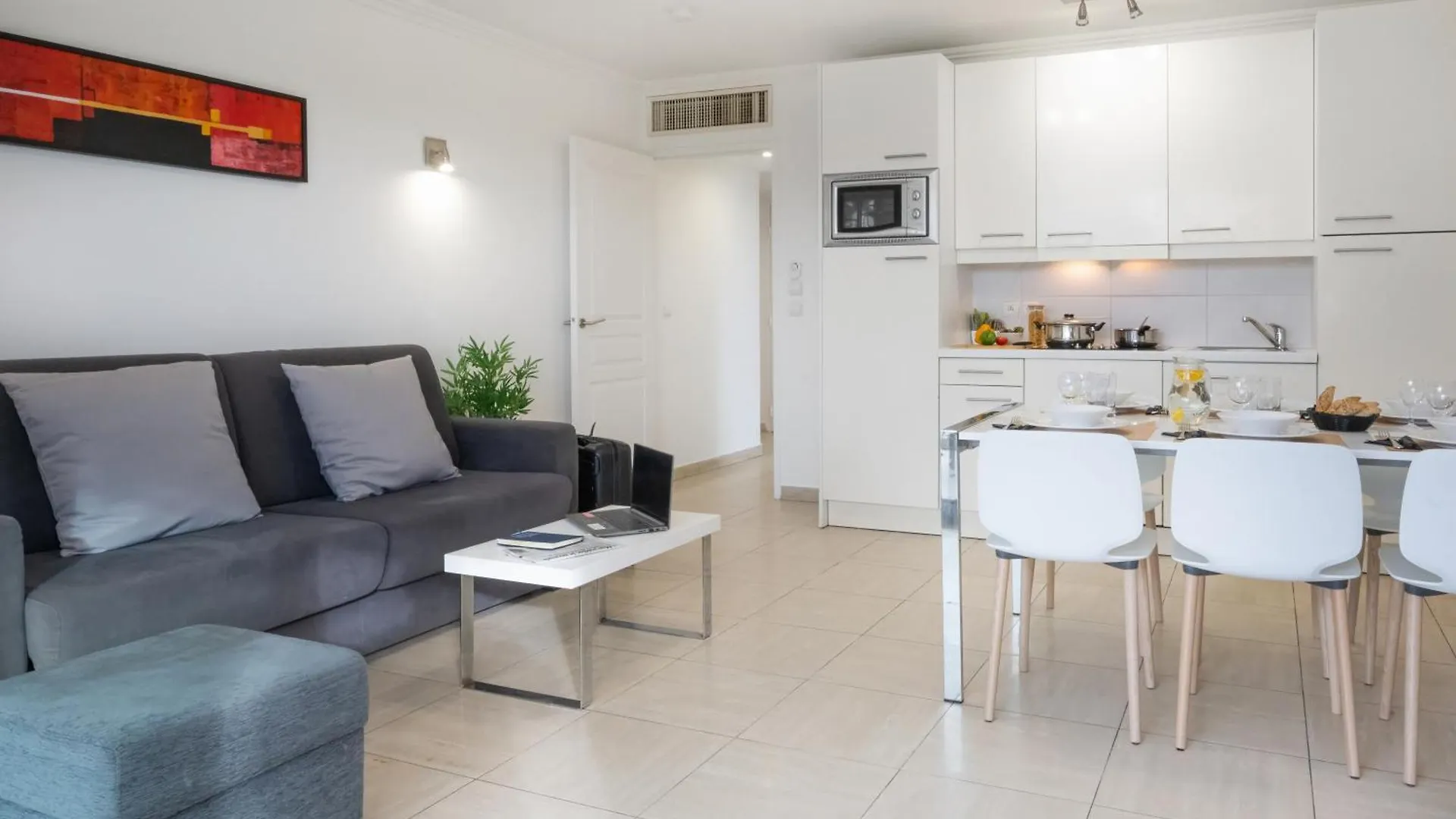 Nemea Appart Hotel Le Lido Cagnes Sur Mer Aparthotel Cagnes-sur-Mer