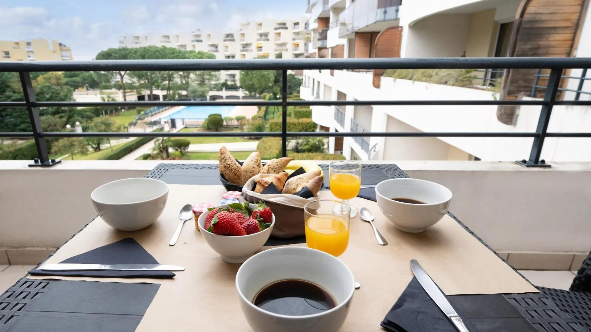 **** Aparthotel Nemea Appart Hotel Le Lido Cagnes Sur Mer France