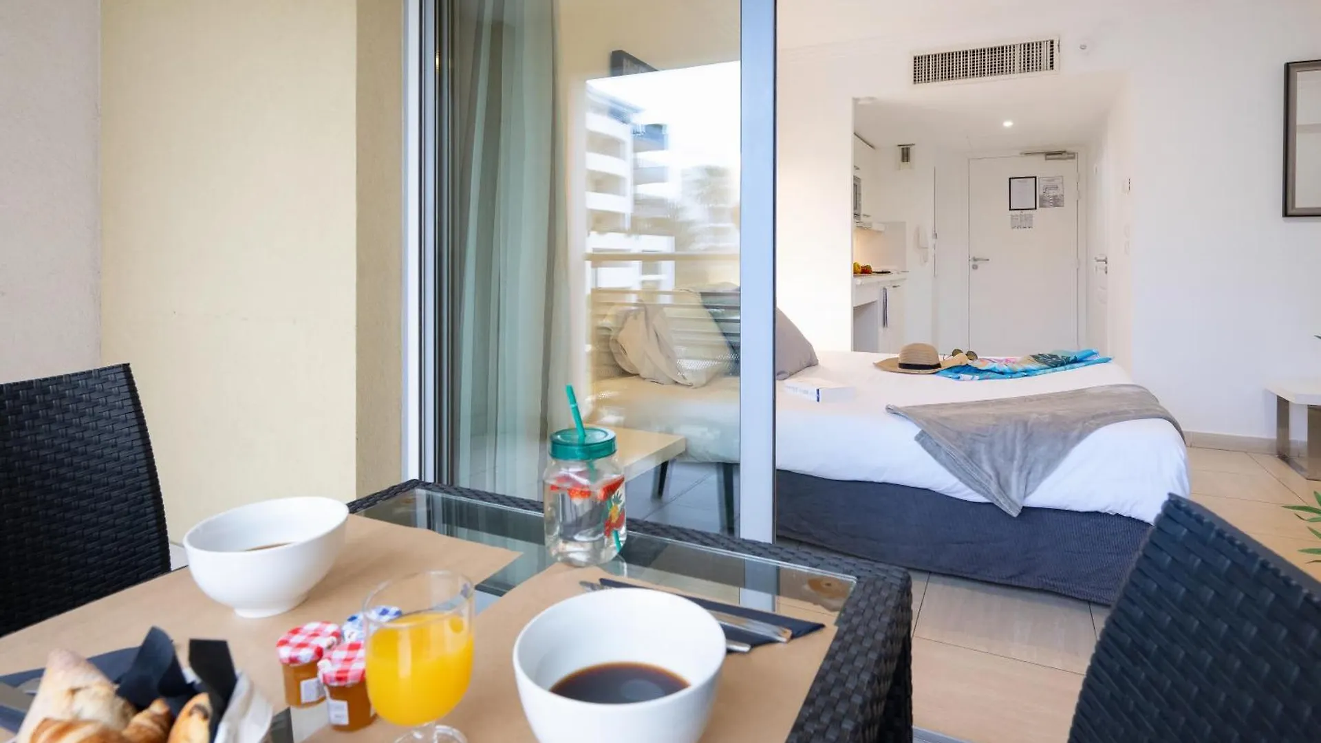 Nemea Appart Hotel Le Lido Cagnes Sur Mer 4*, Cagnes-sur-Mer