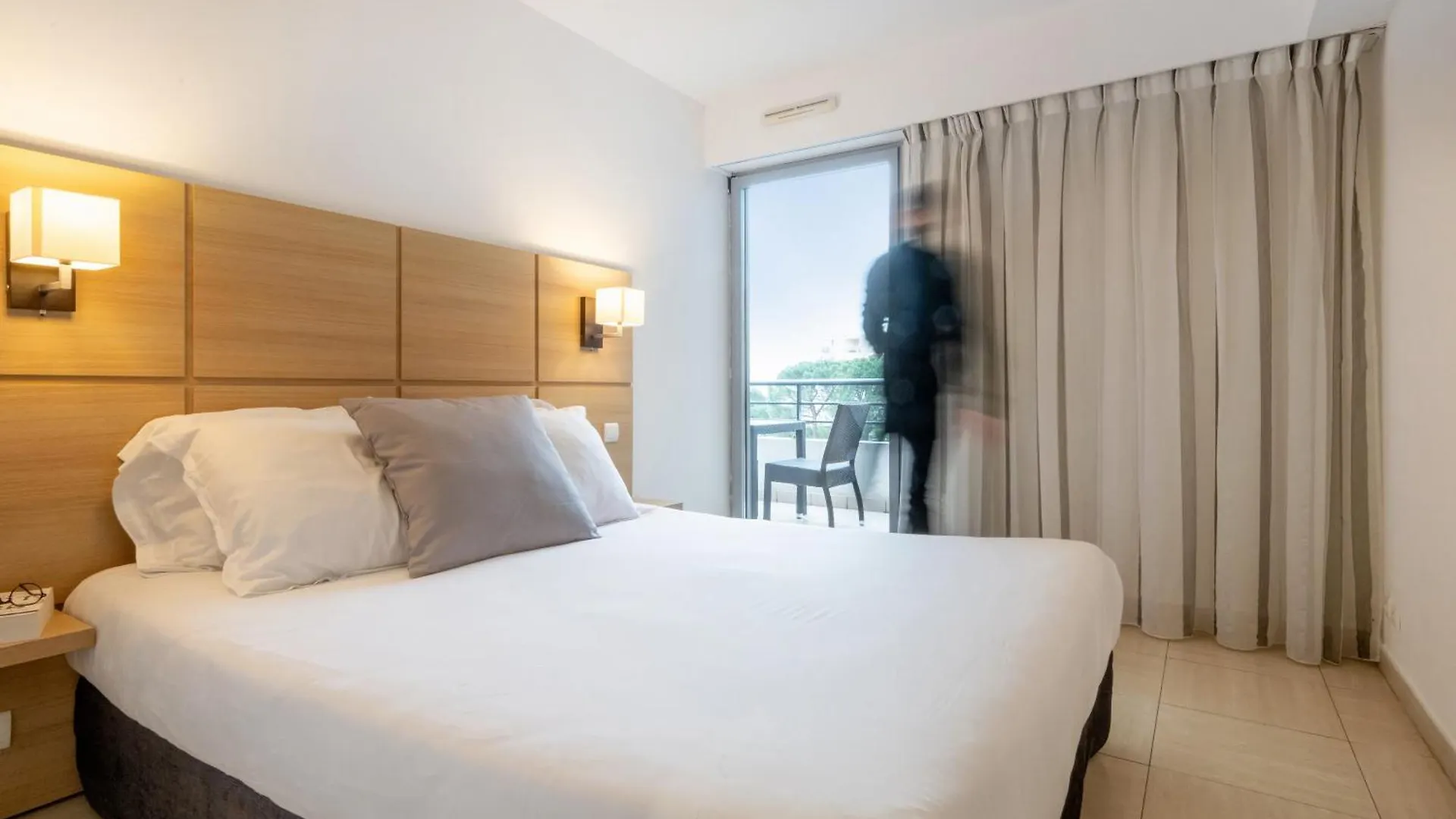 Nemea Appart Hotel Le Lido Cagnes Sur Mer
