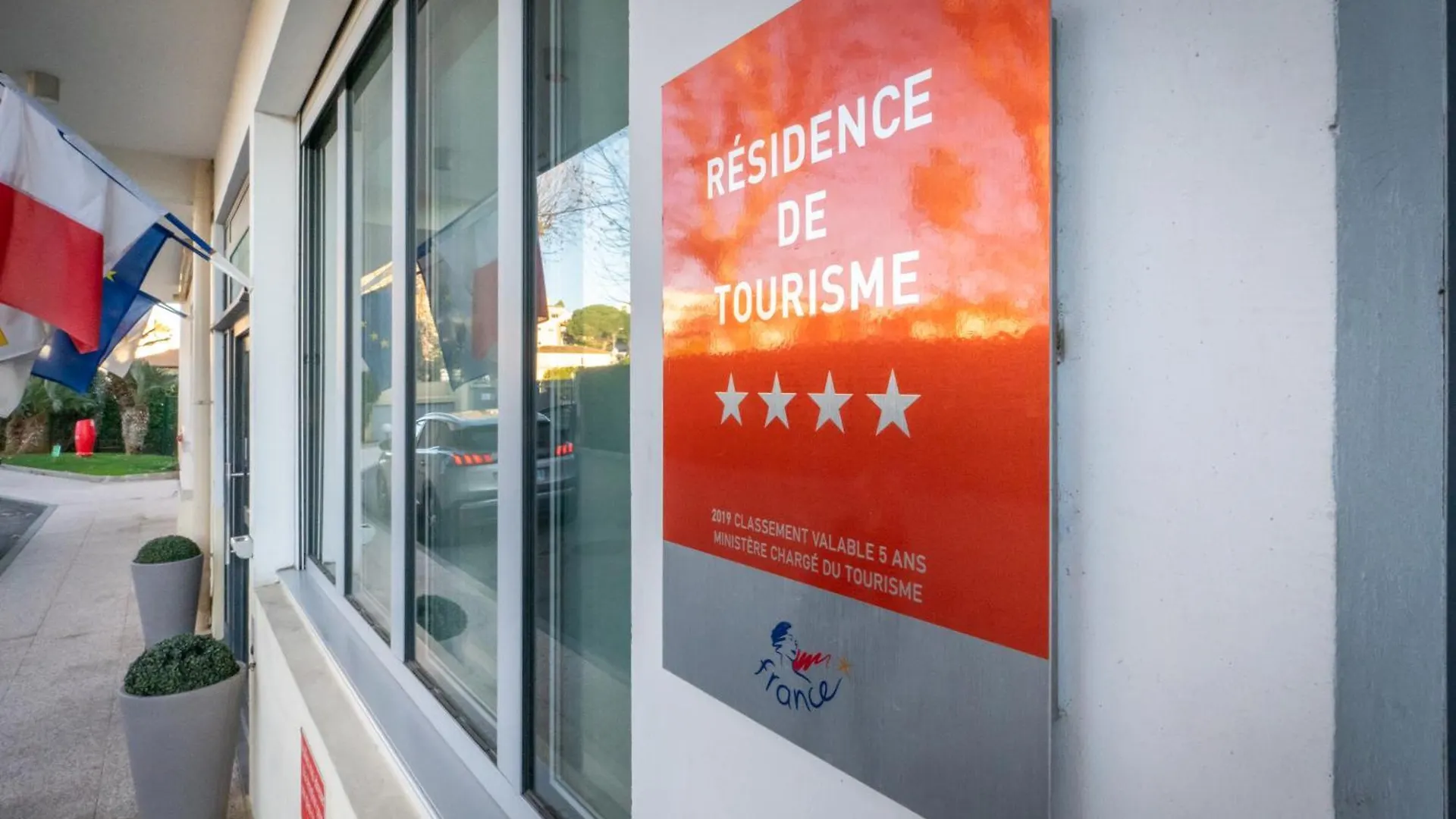 **** Aparthotel Nemea Appart Hotel Le Lido Cagnes Sur Mer France