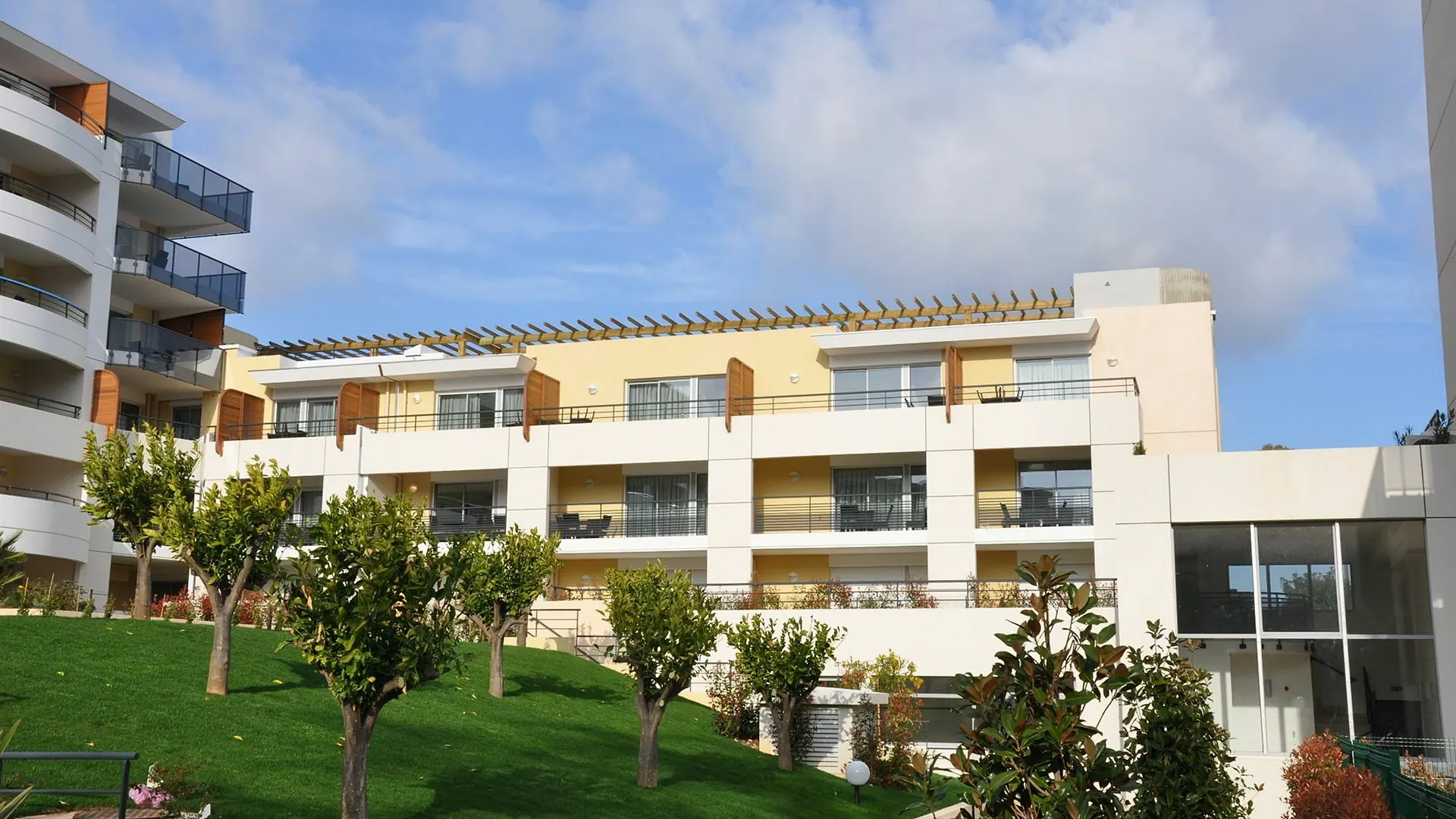 Nemea Appart Hotel Le Lido Cagnes Sur Mer Aparthotel